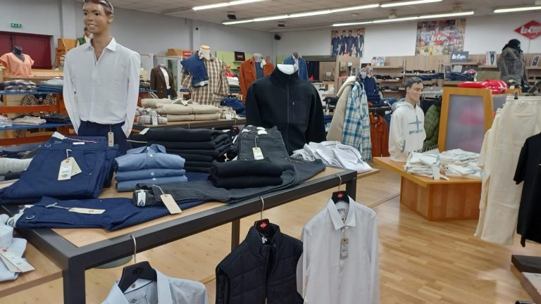 Jean Lee Cooper iconique en vente chez American Store à Châteauroux - style denim authentique