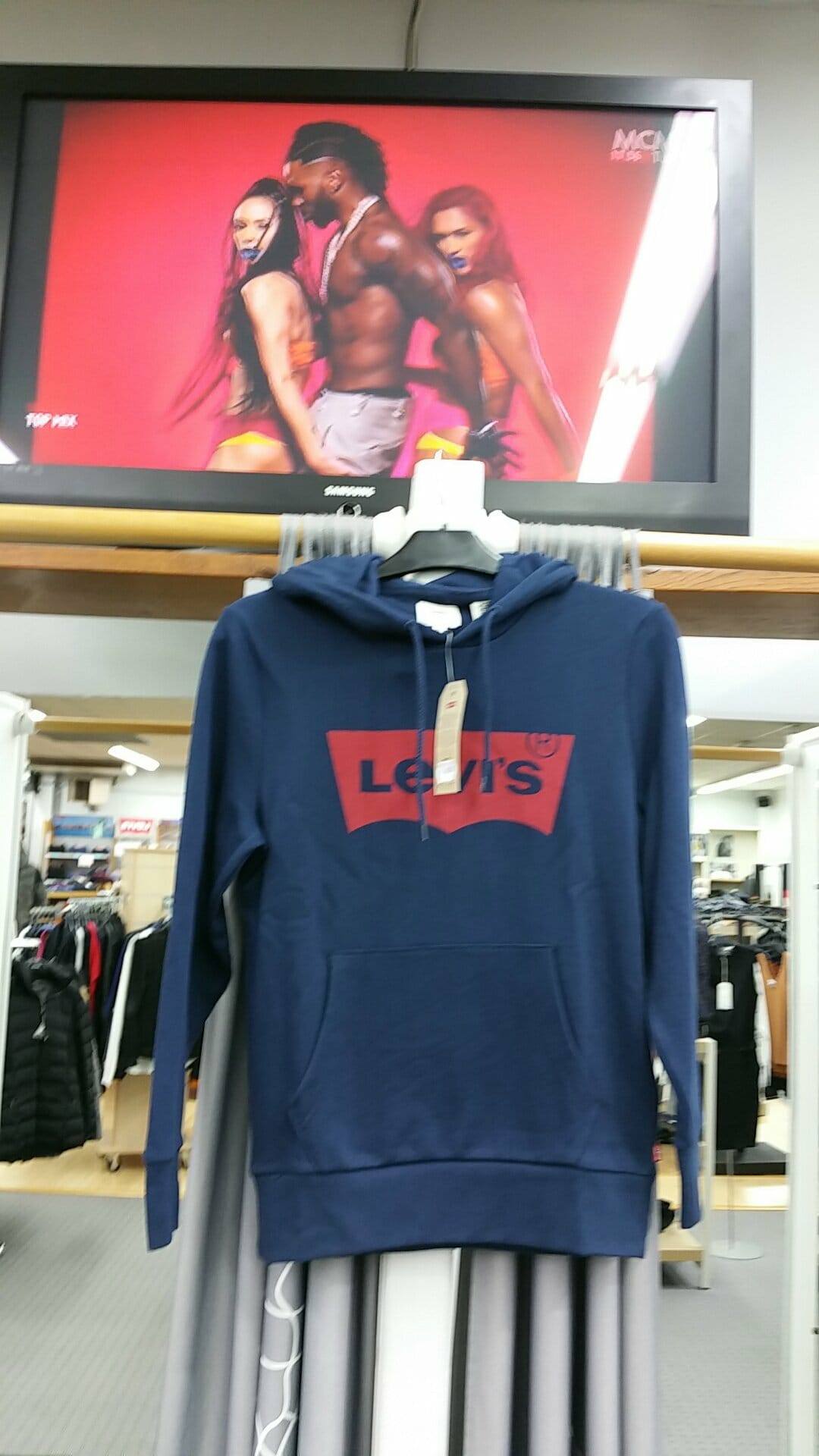 vetements-homme-femme-kaporal-levis-leecooper (5)