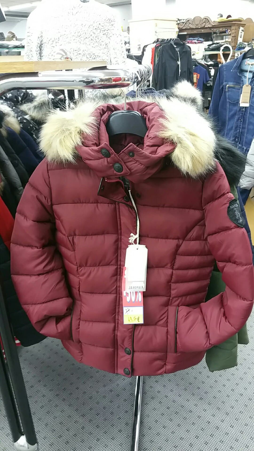 27836401_183713895729868_58748186_o