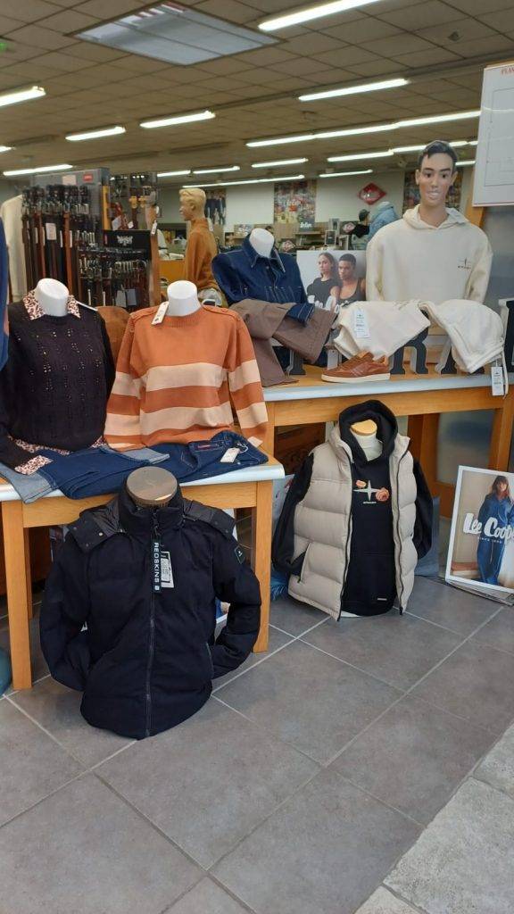 Vêtements Hommes Levis, Redskins et Lee Cooper | American Store